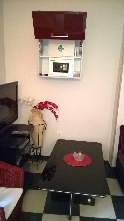 Apartments Mia พอดโกรา ภายนอก รูปภาพ